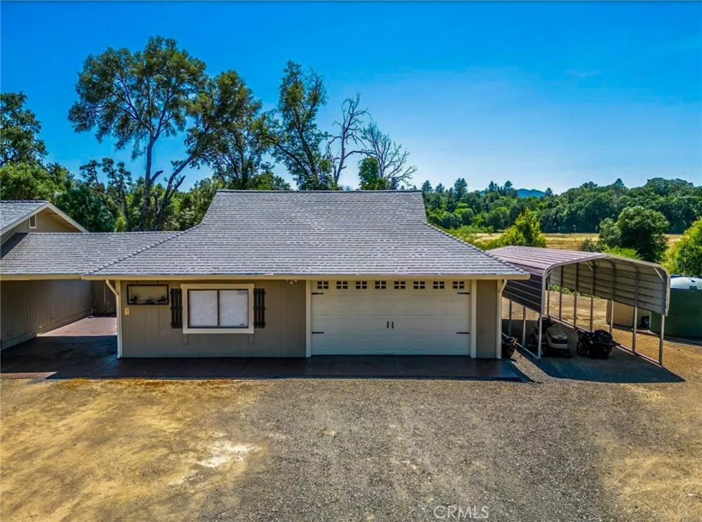 8960 East Redwood Valley, CA 95470