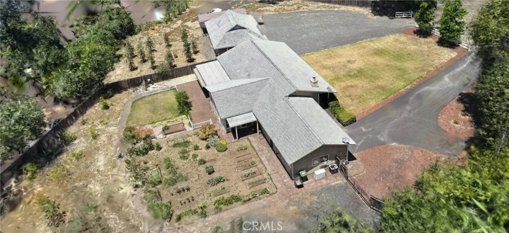 8960 East Redwood Valley, CA 95470