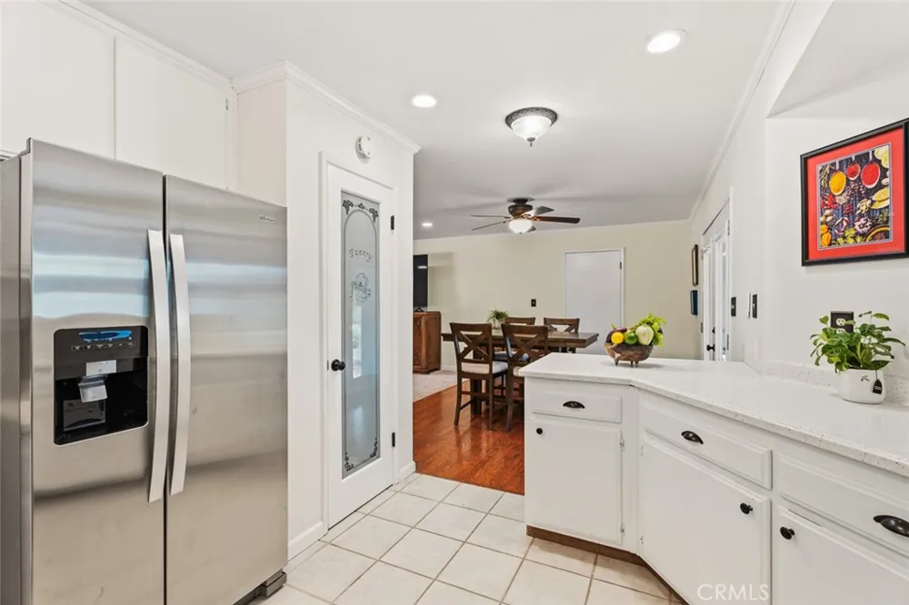 8960 East Redwood Valley, CA 95470