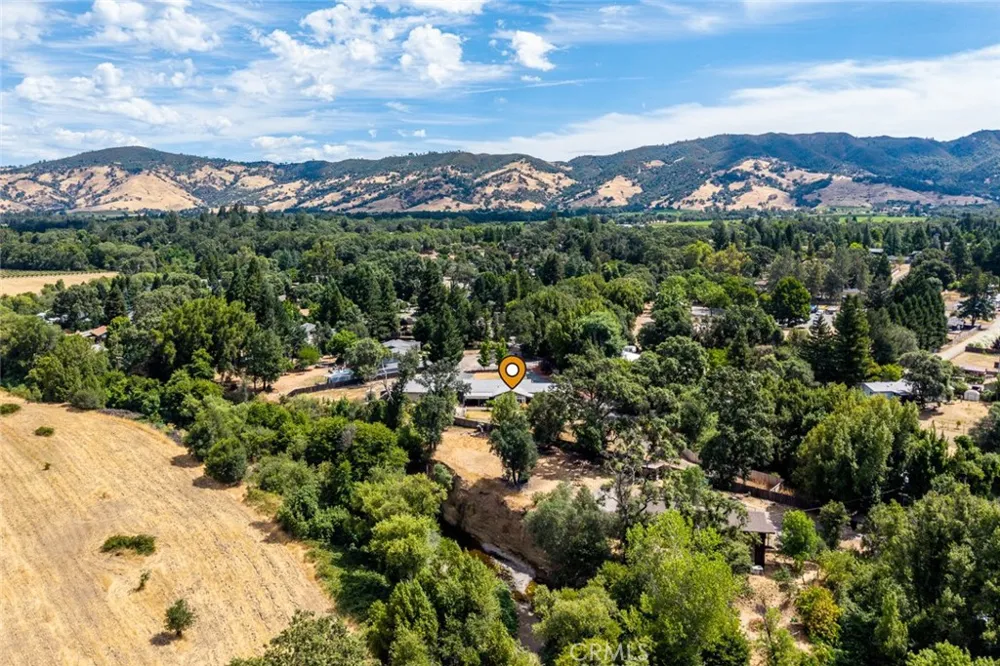 8960 East Redwood Valley, CA 95470