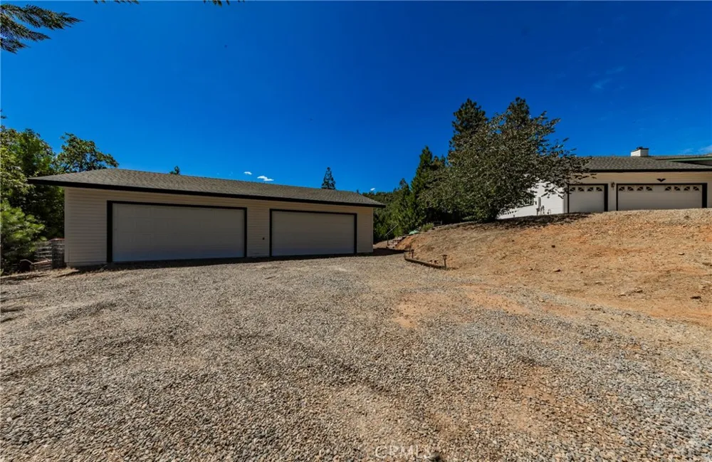 53235 Finegold Creek Court North Fork, CA 93643
