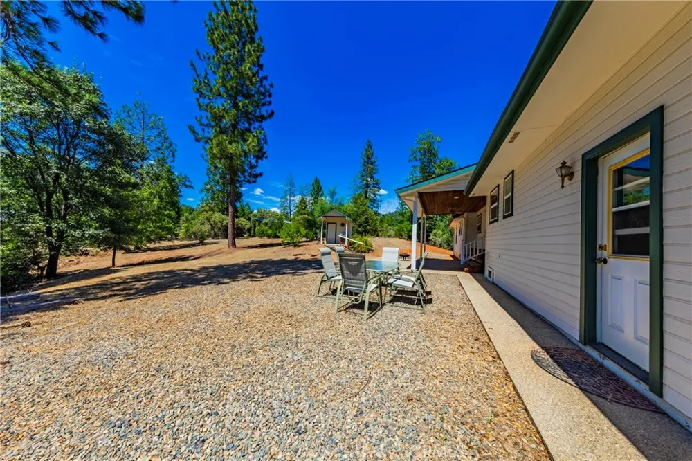 53235 Finegold Creek Court North Fork, CA 93643