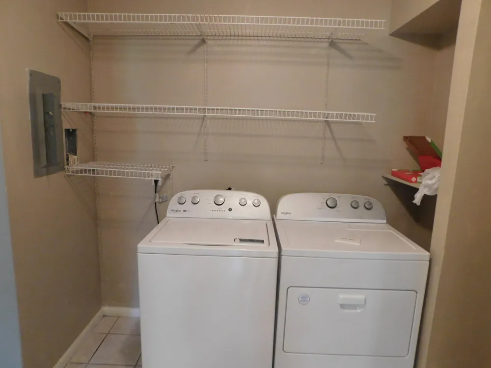 30042 W 12 Mile Road #52 Farmington Hills, MI 48334