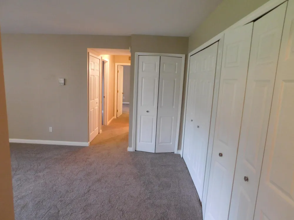 30042 W 12 Mile Road #52 Farmington Hills, MI 48334