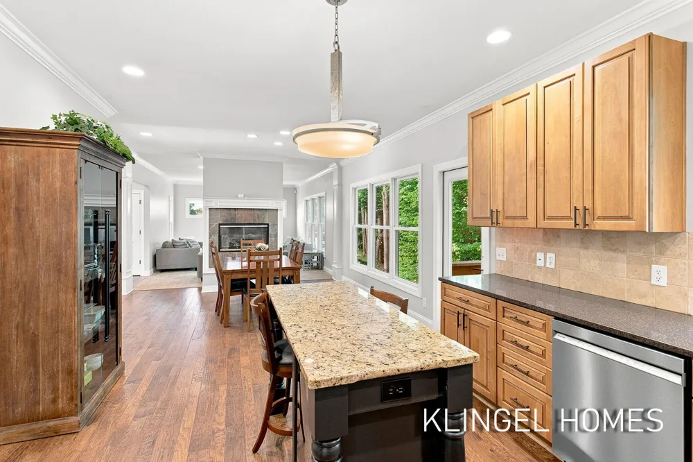 16373 W Willow Drive Spring Lake, MI 49456