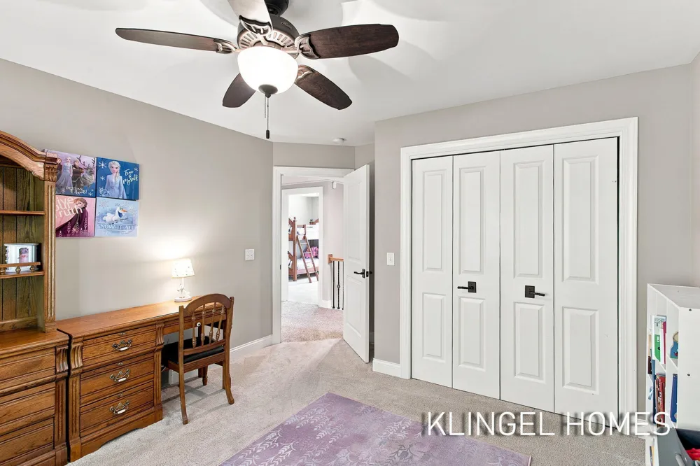 16373 W Willow Drive Spring Lake, MI 49456