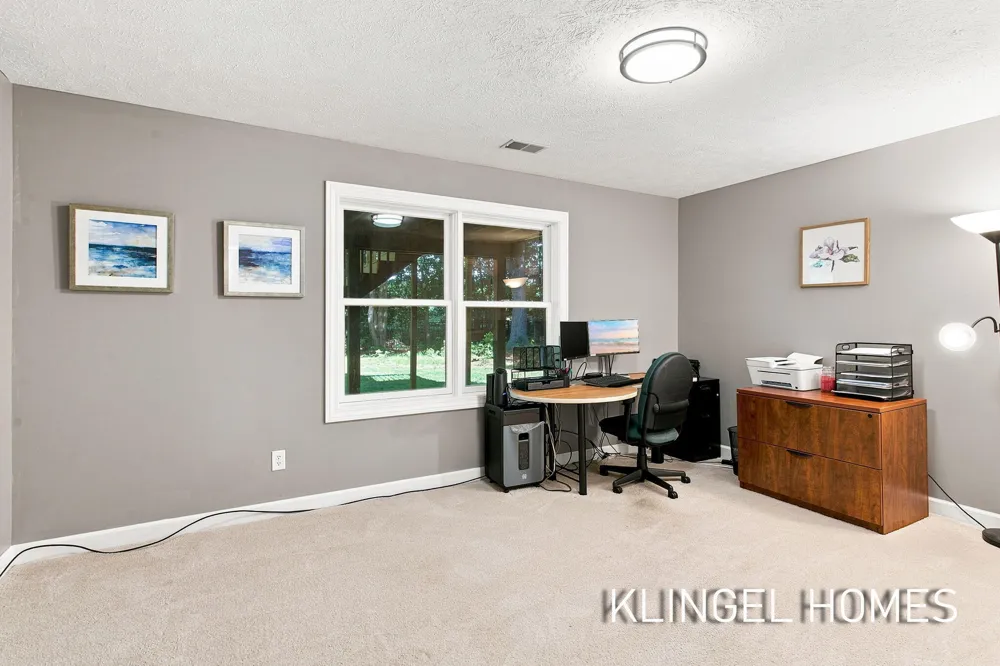 16373 W Willow Drive Spring Lake, MI 49456