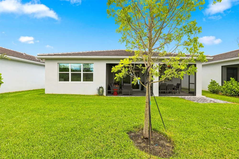 11724 SW Aquila Way Port St. Lucie, FL 34987