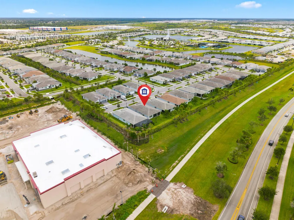 11724 SW Aquila Way Port St. Lucie, FL 34987