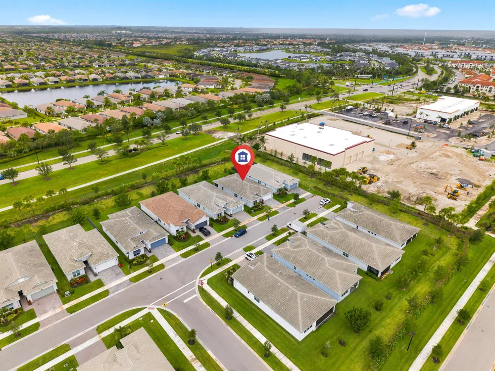 11724 SW Aquila Way Port St. Lucie, FL 34987