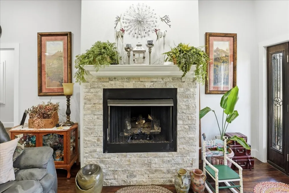 12800 County Road 1311 Malakoff, TX 75148