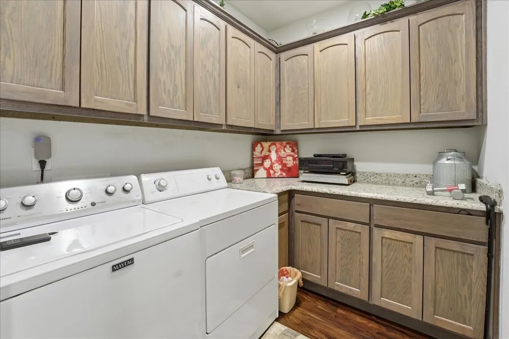 12800 County Road 1311 Malakoff, TX 75148