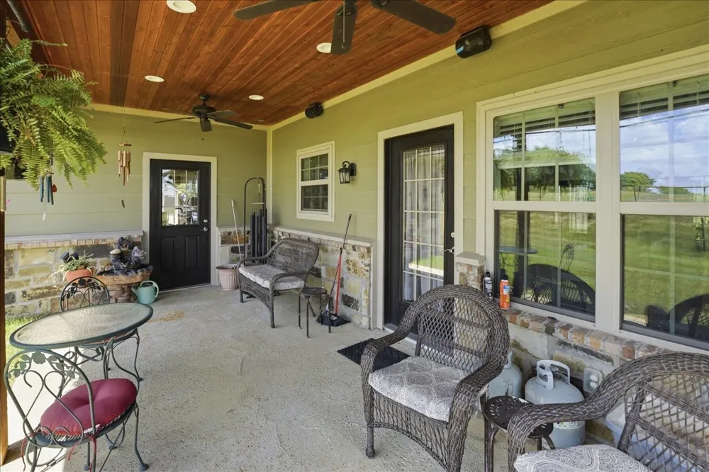 12800 County Road 1311 Malakoff, TX 75148
