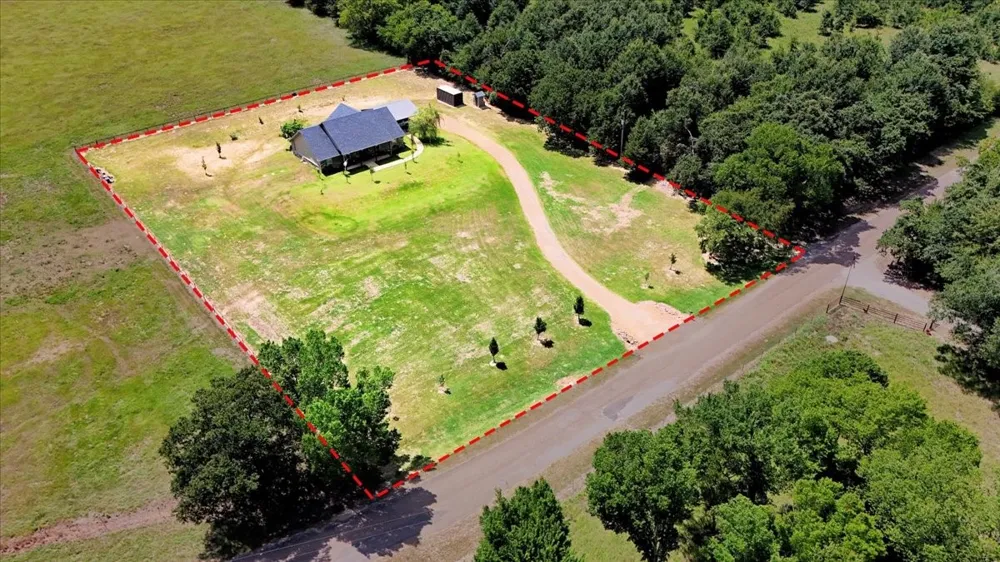 12800 County Road 1311 Malakoff, TX 75148