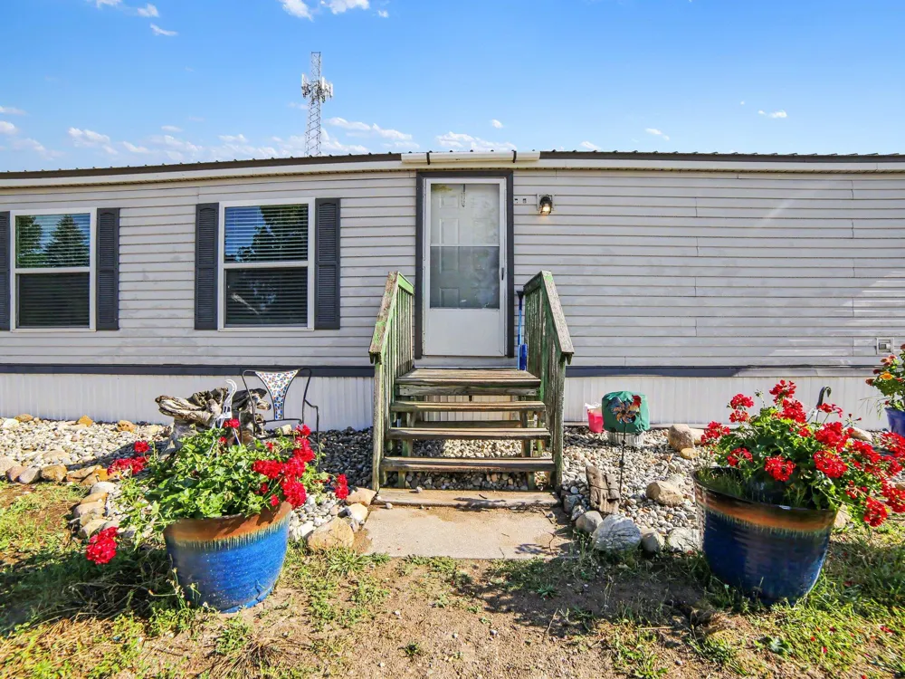3598 64th Avenue Hart, MI 49420