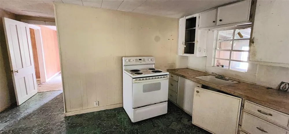 262 Highway 95 S #A Smithville, TX 78957