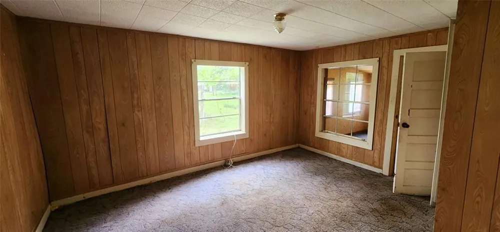 262 Highway 95 S #A Smithville, TX 78957