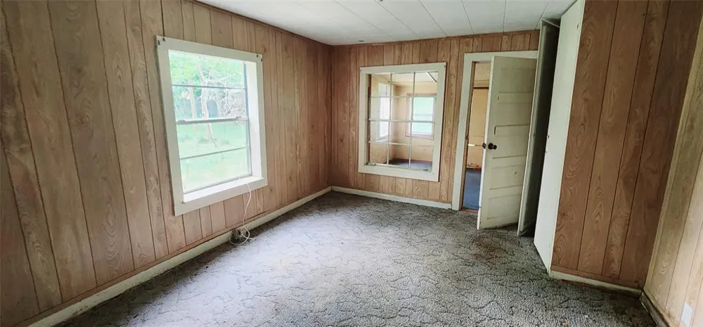 262 Highway 95 S #A Smithville, TX 78957
