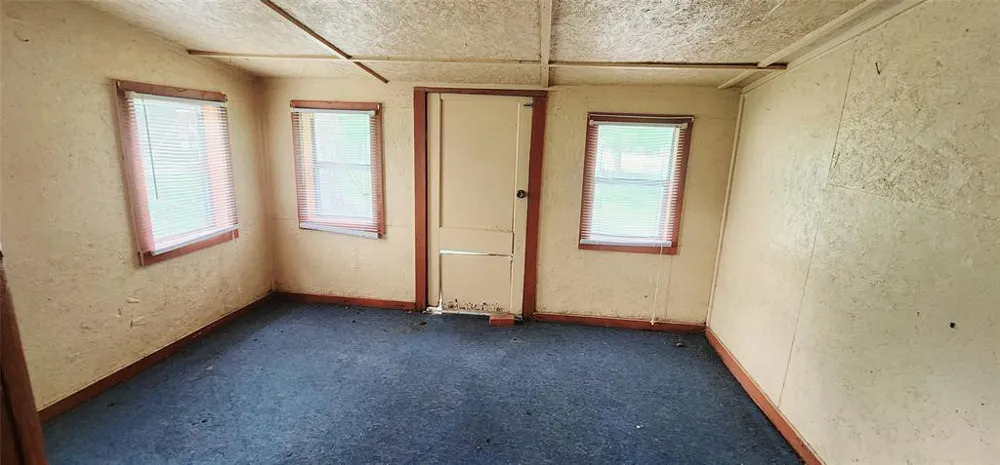 262 Highway 95 S #A Smithville, TX 78957