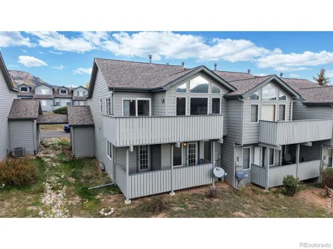 1555 Raven Circle