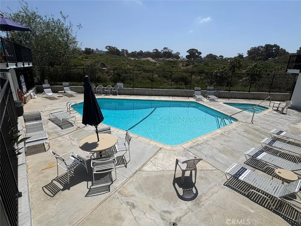 235 Avenida Lobeiro #113 San Clemente, CA 92672