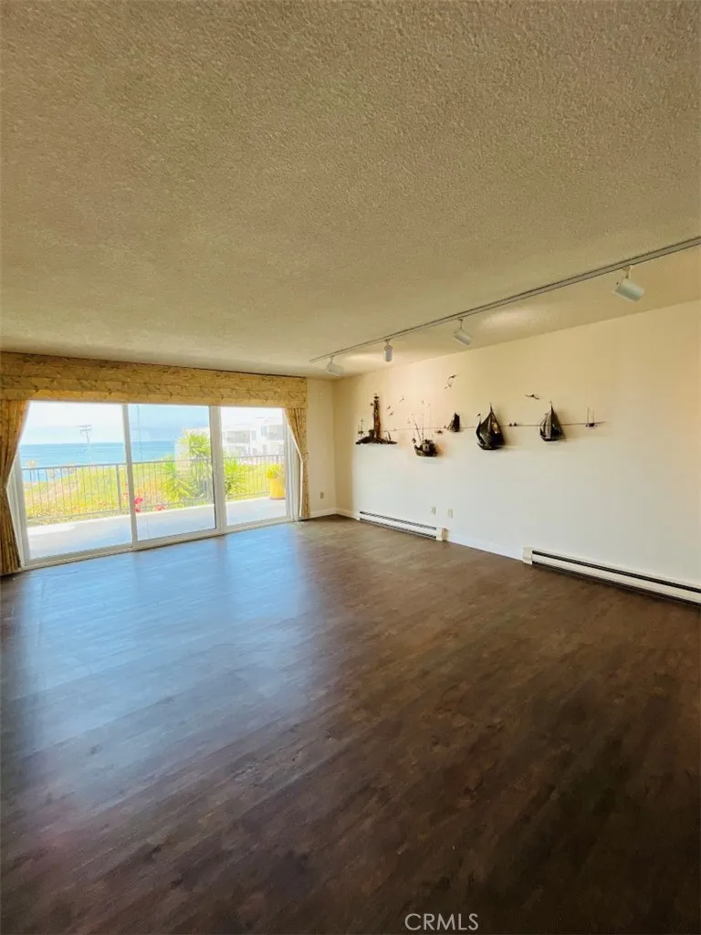 235 Avenida Lobeiro #113 San Clemente, CA 92672