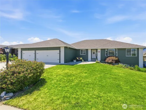 618 Clarissa Lane