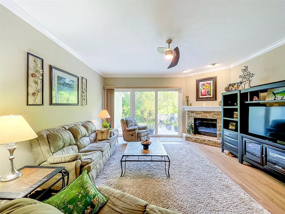 1722 ARABIAN LANE Palm Harbor, FL 34685