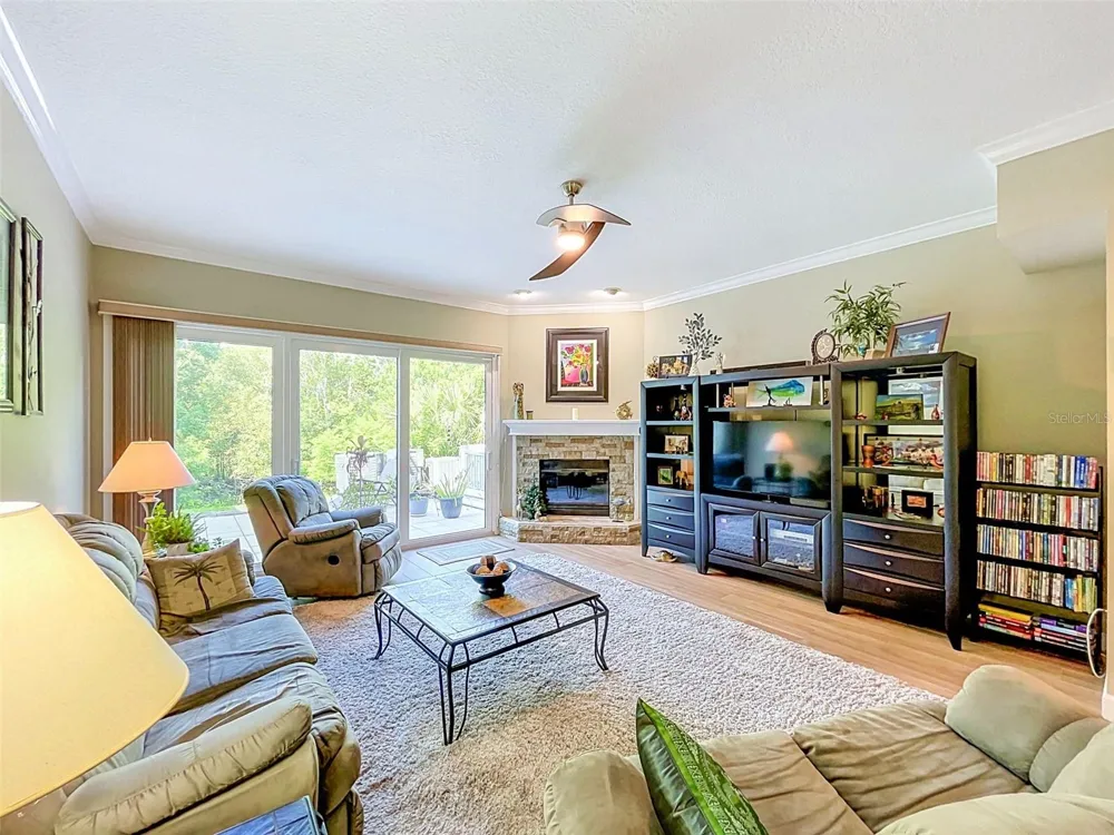 1722 ARABIAN LANE Palm Harbor, FL 34685