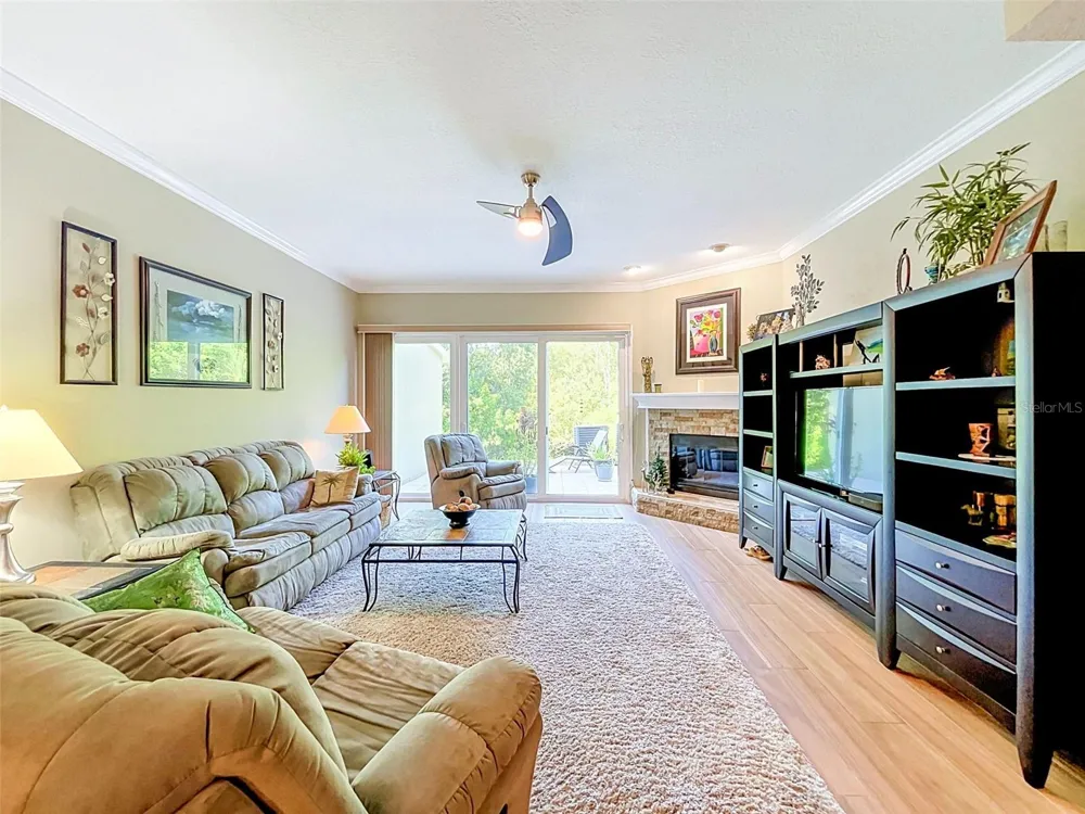 1722 ARABIAN LANE Palm Harbor, FL 34685