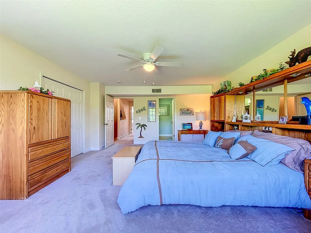 1722 ARABIAN LANE Palm Harbor, FL 34685
