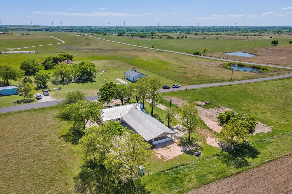 3949 County Road 302 Muenster, TX 76252