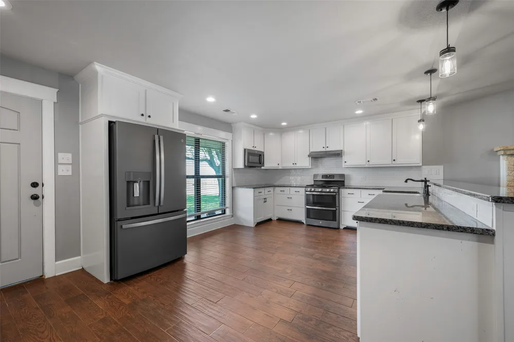 3949 County Road 302 Muenster, TX 76252