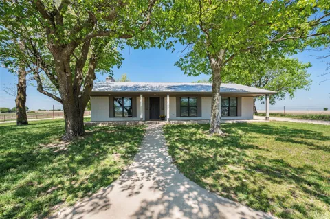 3949 County Road 302