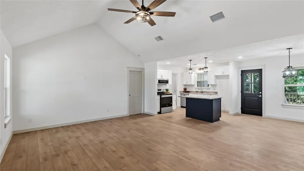 502 Packers Circle Somerville, TX 77879