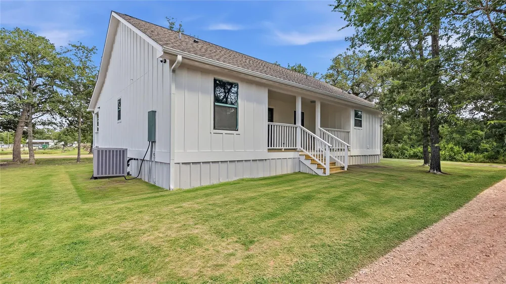 502 Packers Circle Somerville, TX 77879
