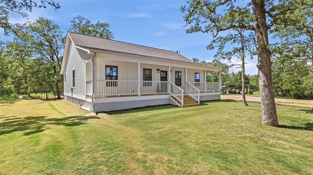 502 Packers Circle Somerville, TX 77879