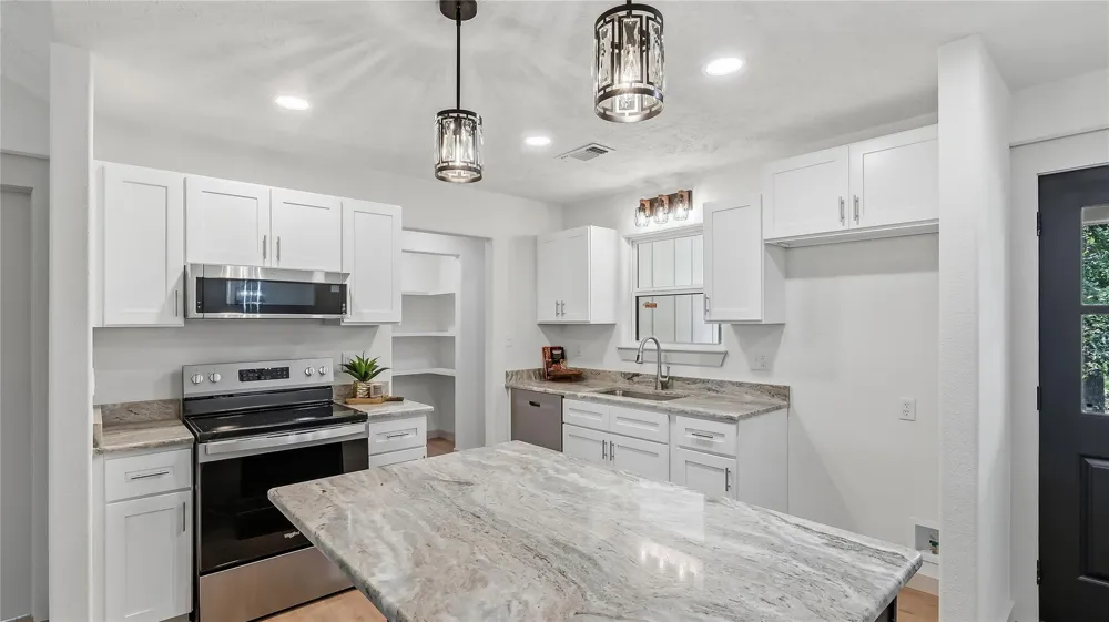 502 Packers Circle Somerville, TX 77879