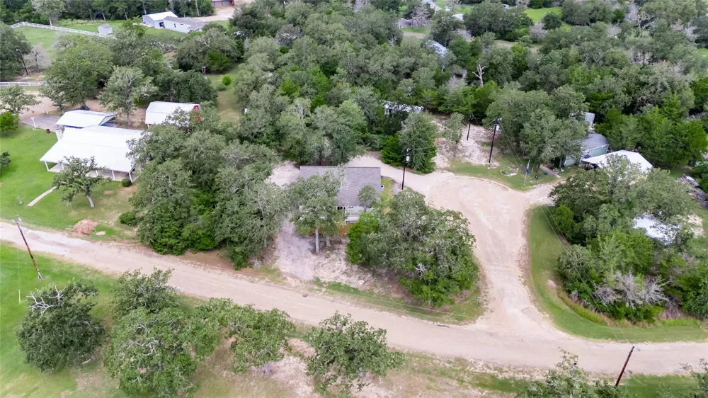502 Packers Circle Somerville, TX 77879