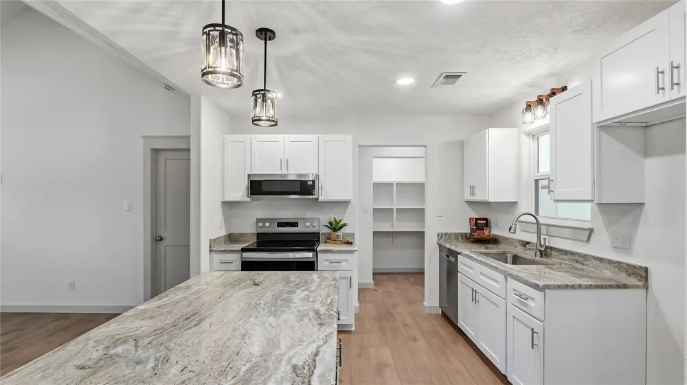 502 Packers Circle Somerville, TX 77879