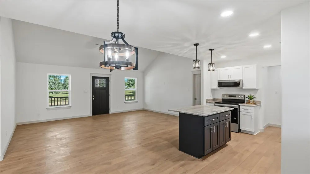 502 Packers Circle Somerville, TX 77879
