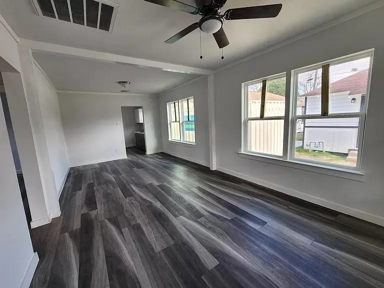 3903 Broyles Street Houston, TX 77026