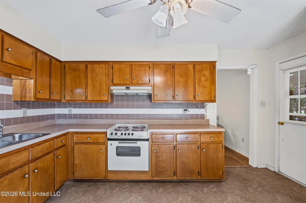 3565 Heathcliff Drive Horn Lake, MS 38637