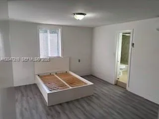 75 Coral Dr Key Largo, FL 33037