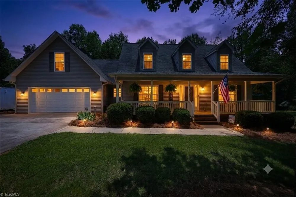 2130 Willow Oak Drive Thomasville, NC 27360