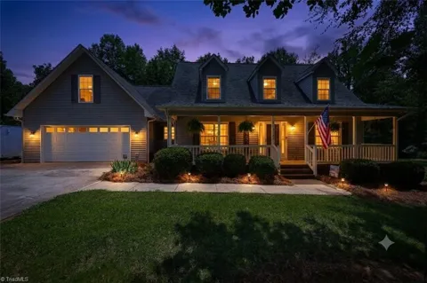 2130 Willow Oak Drive