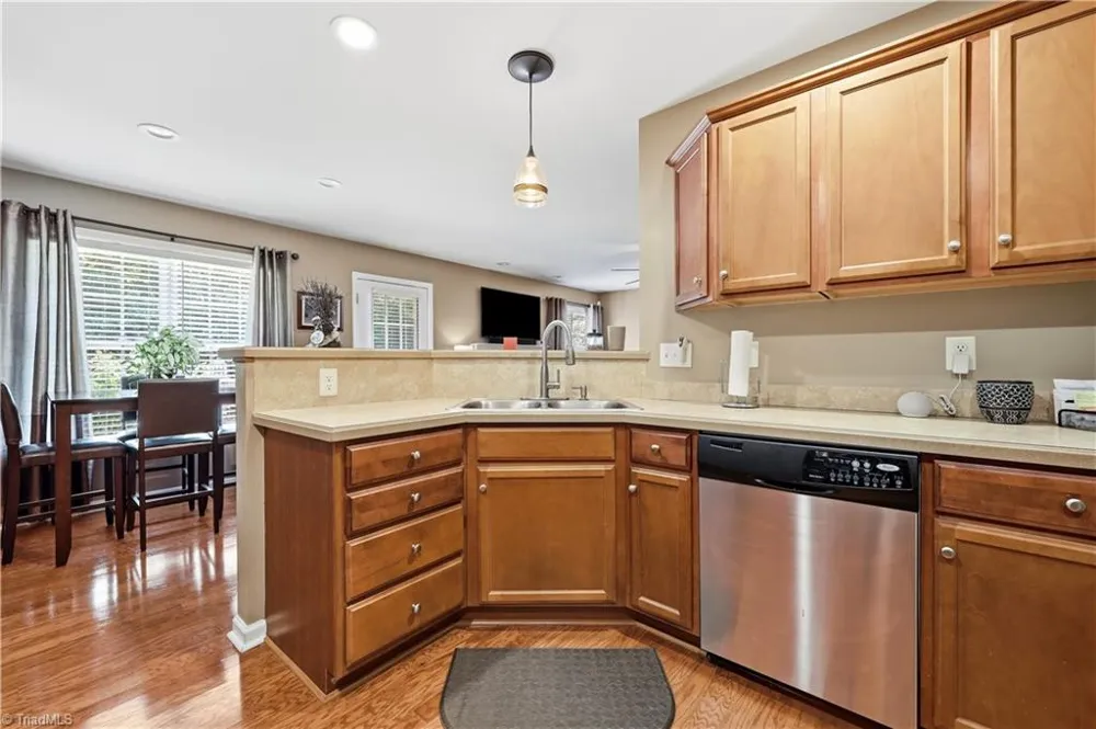 2130 Willow Oak Drive Thomasville, NC 27360