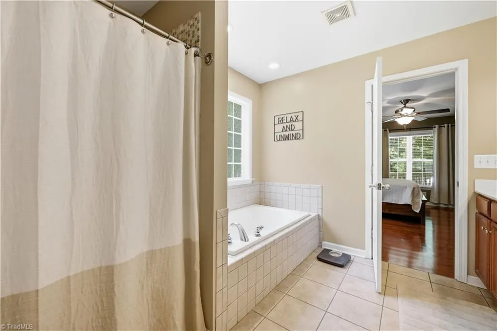 2130 Willow Oak Drive Thomasville, NC 27360