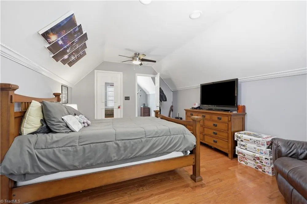 2130 Willow Oak Drive Thomasville, NC 27360