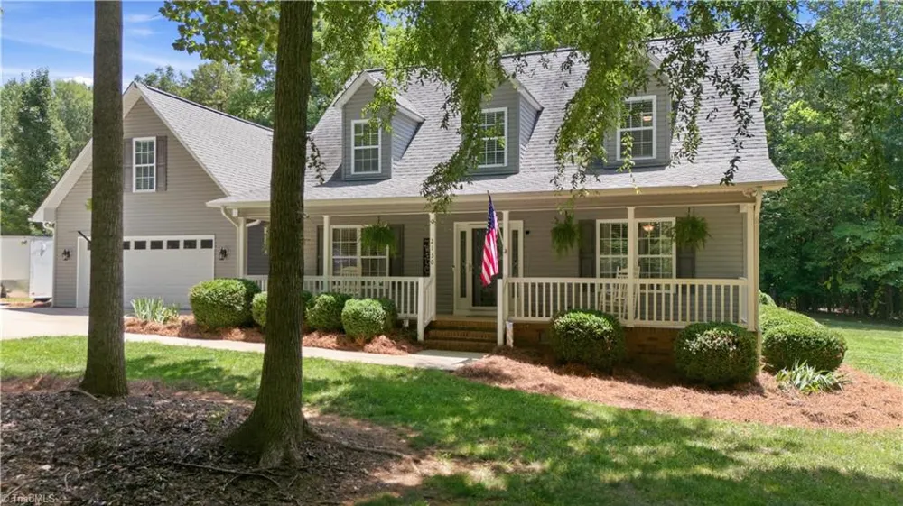 2130 Willow Oak Drive Thomasville, NC 27360